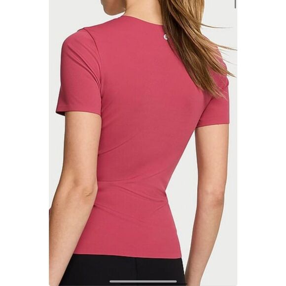 Victoria’s Secret Adaptiv™ Stretch Tee – Size M – Rose - Picture 2 of 5